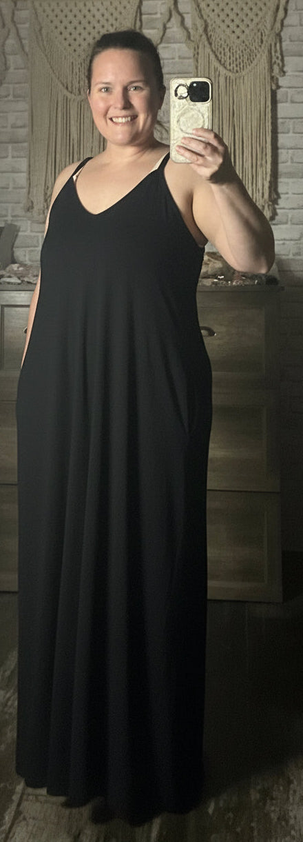 V-NECK CAMI MAXI DRESS WITH SIDE POCKETS