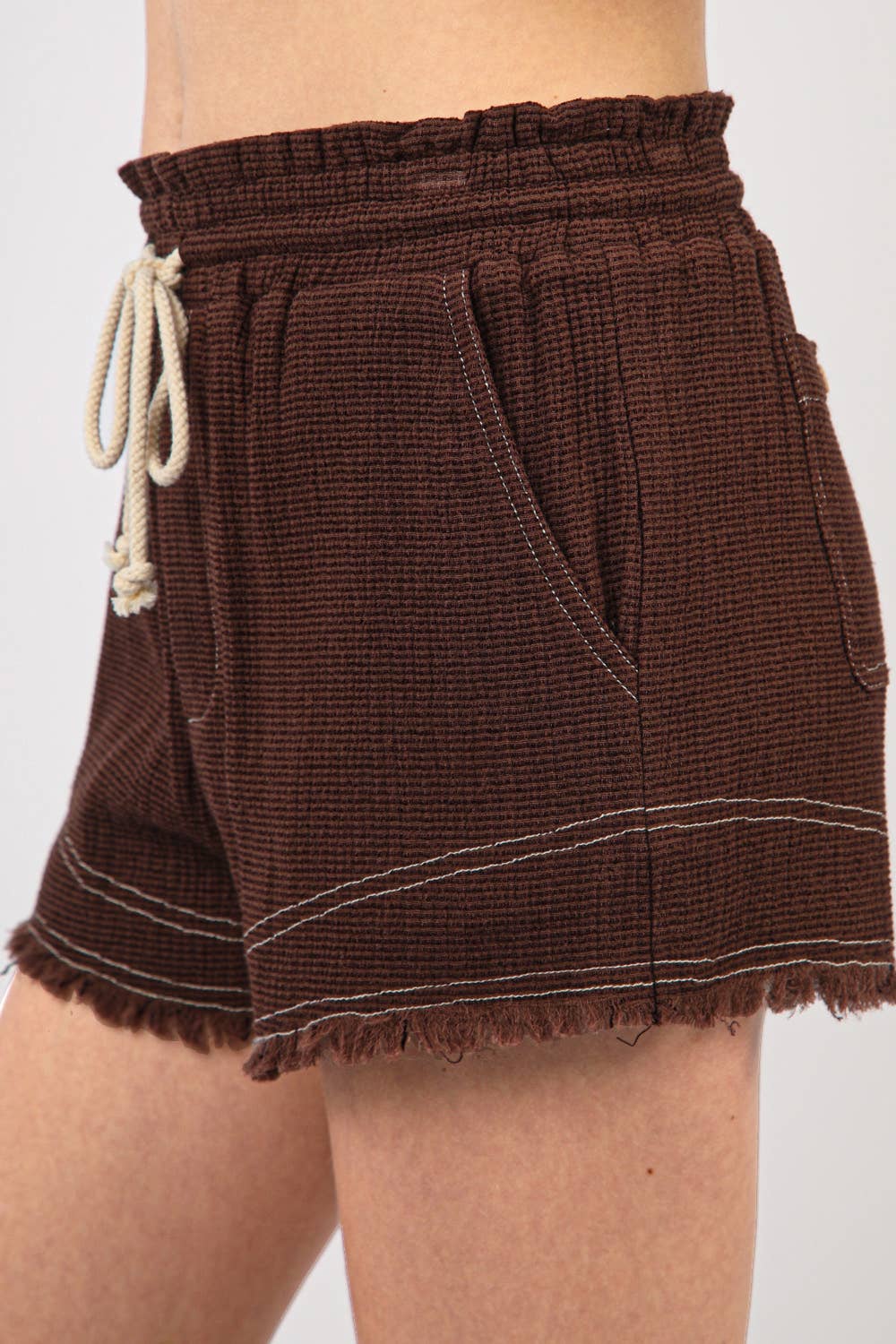 High Waist Trayed Hem Shorts