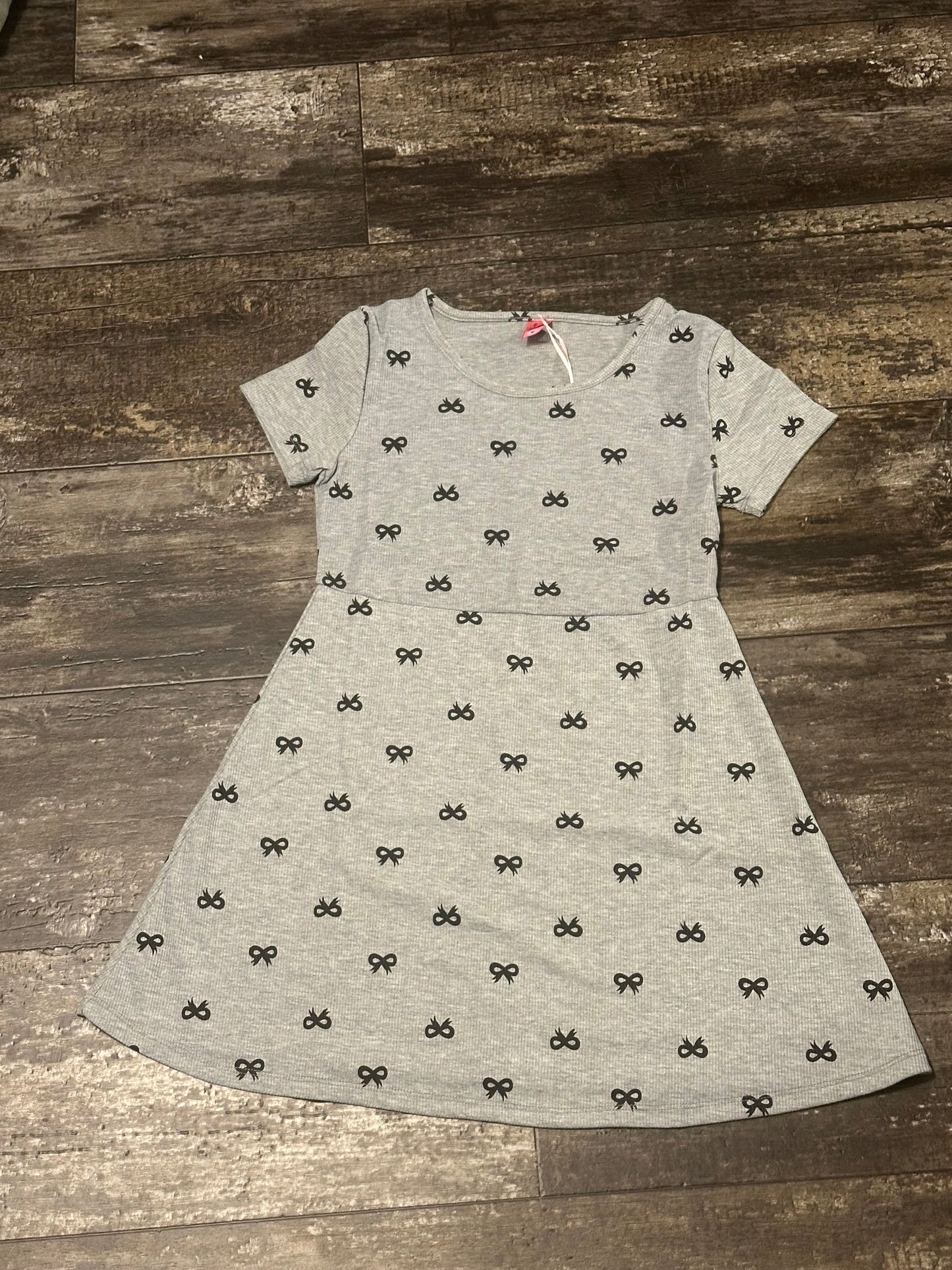 Skater S/S Dress w/ Bow Print