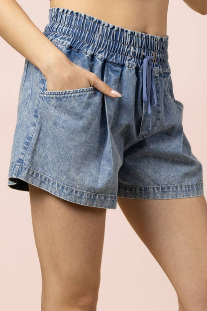 Pantalones cortos de chambray lavados con minerales y cintura elástica